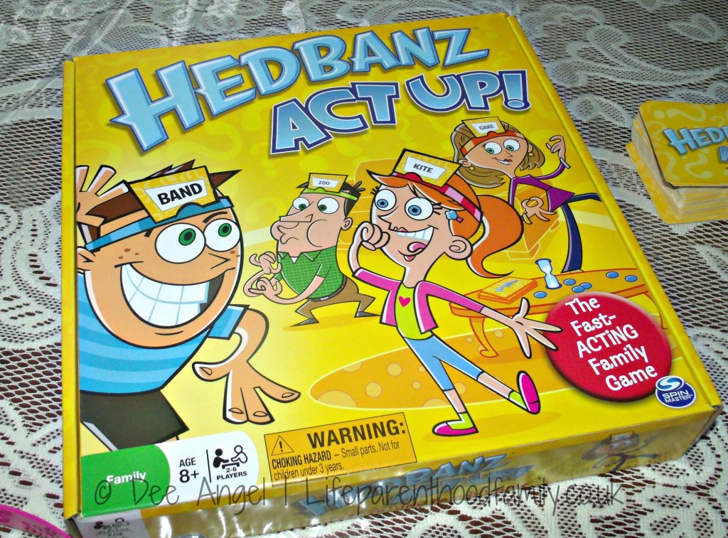 Hedbanz Act Up Game| Lifeparenthoodfamily.co.uk